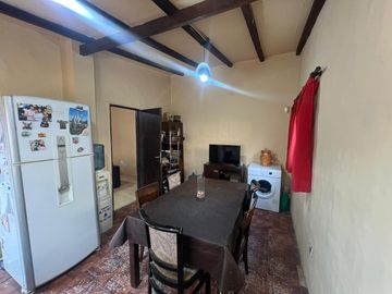 Casa en  Don torcuato cerca de Hindu Club