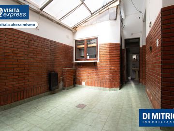 ¿Buscas un PH amplio y sin expensas? es para vos!  Visitalo Express HOY mismo!