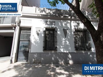 ¿Buscas un PH amplio y sin expensas? es para vos!  Visitalo Express HOY mismo!