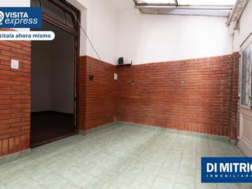 ¿Buscas un PH amplio y sin expensas? es para vos!  Visitalo Express HOY mismo!