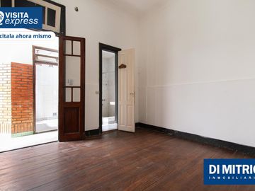 ¿Buscas un PH amplio y sin expensas? es para vos!  Visitalo Express HOY mismo!
