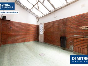 ¿Buscas un PH amplio y sin expensas? es para vos!  Visitalo Express HOY mismo!