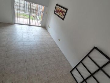 Departamento en  Venta o alquiler  Condominio las Recovas Pilar