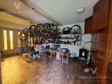 Casa en Bernal ideal emprendimiento inmobiliario o comercial