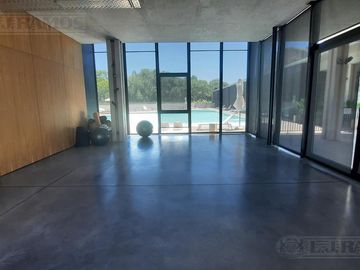 Departamento  de 2 ambientes con amenities en venta en VENICE - TIGRE