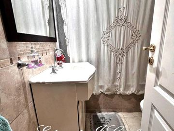 Casa en Venta 4 ambientes - Barrio María del Parque