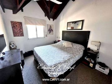 Casa en Venta 4 ambientes - Barrio María del Parque