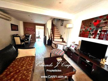Casa en Venta 4 ambientes - Barrio María del Parque