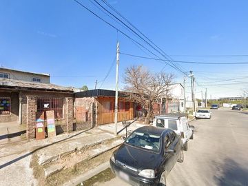 Casas en venta - 6 Dormitorios 3 Baños - 300Mts2 - Ezpeleta
