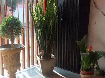 Casas en venta - 6 Dormitorios 3 Baños - 300Mts2 - Ezpeleta