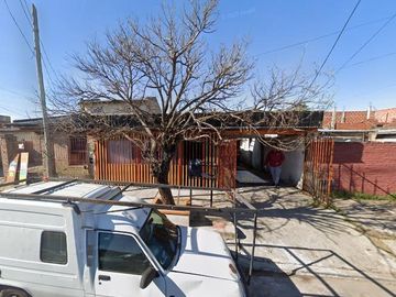 Casas en venta - 6 Dormitorios 3 Baños - 300Mts2 - Ezpeleta