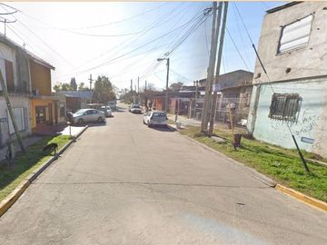 Casas en venta - 6 Dormitorios 3 Baños - 300Mts2 - Ezpeleta