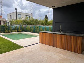 Excelente casa con detalles de calidad y buen gusto ! en el Barrio cerrado El Candil en la Horqueta