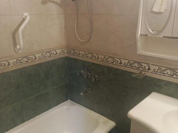 Casa en venta - 4 Dormitorios 3 Baños - 285Mts2 - Mar del Plata