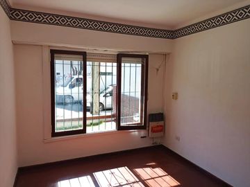 Casa en venta - 4 Dormitorios 3 Baños - 285Mts2 - Mar del Plata