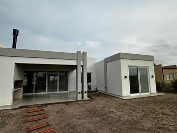 Casa en Barrio Privado