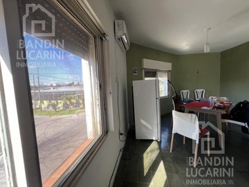Departamento en  Venta de 2 AMB C/ Cochera y Amplia Terraza. Apto Credito.