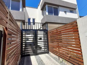 Duplex en venta en Ituzaingó Norte