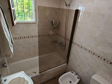 Casa En Venta cinco Esquinas 4 dormitorios dep. patio lindisimo