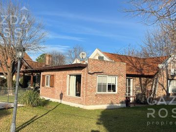 VENTA de casa CAMPOS DE ECHEVERRIA CANNING
