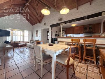 VENTA de casa CAMPOS DE ECHEVERRIA CANNING