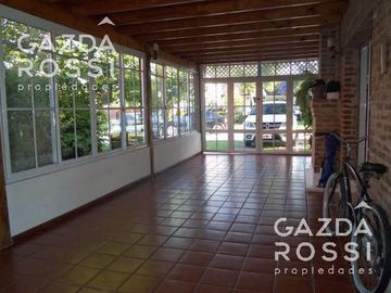 VENTA de casa CAMPOS DE ECHEVERRIA CANNING