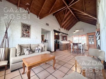VENTA de casa CAMPOS DE ECHEVERRIA CANNING