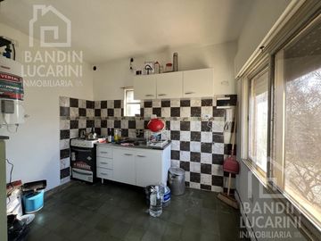 PH en  Venta de 2 AMB C/ Cochera y Amplia Terraza. Apto Credito.