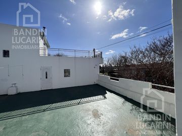 PH en  Venta de 2 AMB C/ Cochera y Amplia Terraza. Apto Credito.