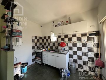 PH en  Venta de 2 AMB C/ Cochera y Amplia Terraza. Apto Credito.
