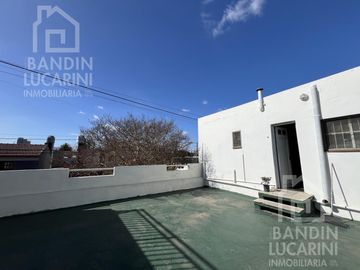 PH en  Venta de 2 AMB C/ Cochera y Amplia Terraza. Apto Credito.