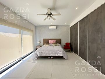 Casa con pileta en Barrio San Felipe