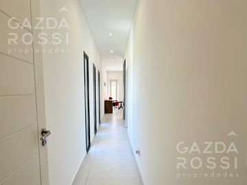Casa con pileta en Barrio San Felipe