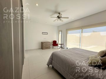Casa con pileta en Barrio San Felipe