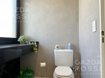 Casa con pileta en Barrio San Felipe
