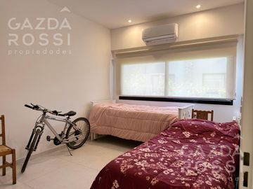 Casa con pileta en Barrio San Felipe