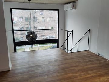 Excelente Semipiso en Venta tipo Loft en  Edificio Paunero - Muñiz  - San Miguel -
