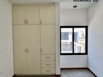 Casa en Venta 3 Recámaras Estudio Roofgarden Albaterra Colima Acabados Lujo
