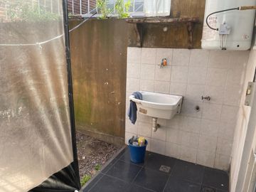 Triplex de 4 amb, con cochera y patio