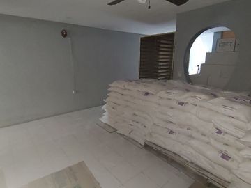 Casa y/o Bodega en Mercado de Abastos