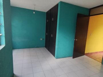 Casa y/o Bodega en Mercado de Abastos