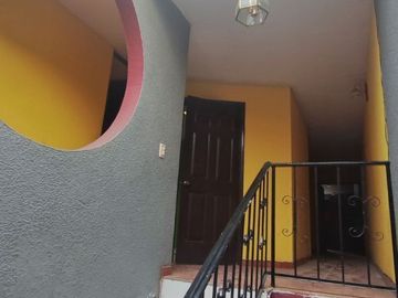 Casa y/o Bodega en Mercado de Abastos