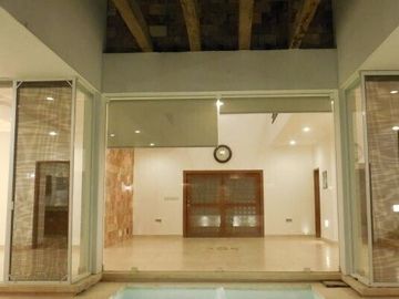 Casa con 4 recámaras y alberca, en venta, Fraccionamiento Montebello
