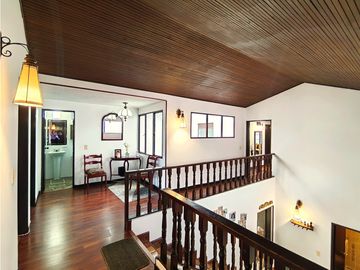 VENTA CASA PONTEVEDRA BOGOTA