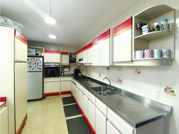 VENTA CASA PONTEVEDRA BOGOTA