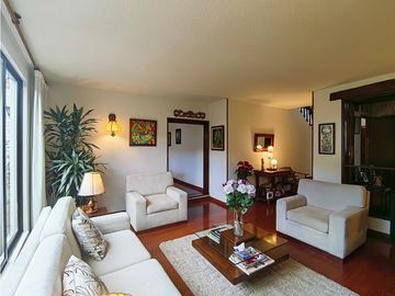 VENTA CASA PONTEVEDRA BOGOTA