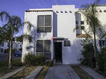 Casa en Venta dentro de coto en Tesistan,Zapopan ,Jal