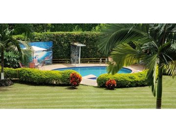 VENTA HERMOSO CHALET DE RECREO