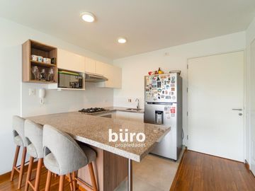 LINDO DEPARTAMENTO EN VENTA CON VISTA A PARQUE EN MAGDALENA LÍMITE SAN ISIDRO