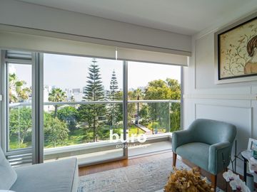 LINDO DEPARTAMENTO EN VENTA CON VISTA A PARQUE EN MAGDALENA LÍMITE SAN ISIDRO